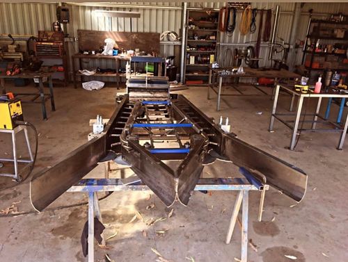 Tee tree harvester manufacture