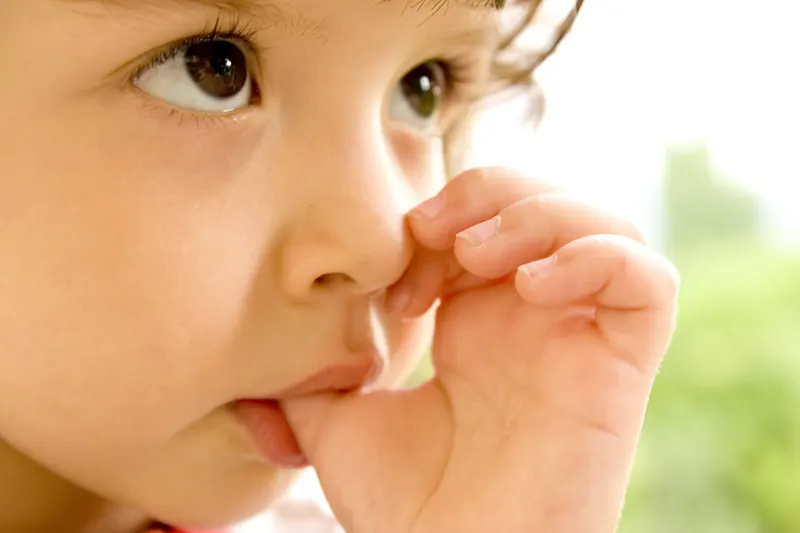 How Pacifiers and Thumb Sucking Affect Kids' Teeth