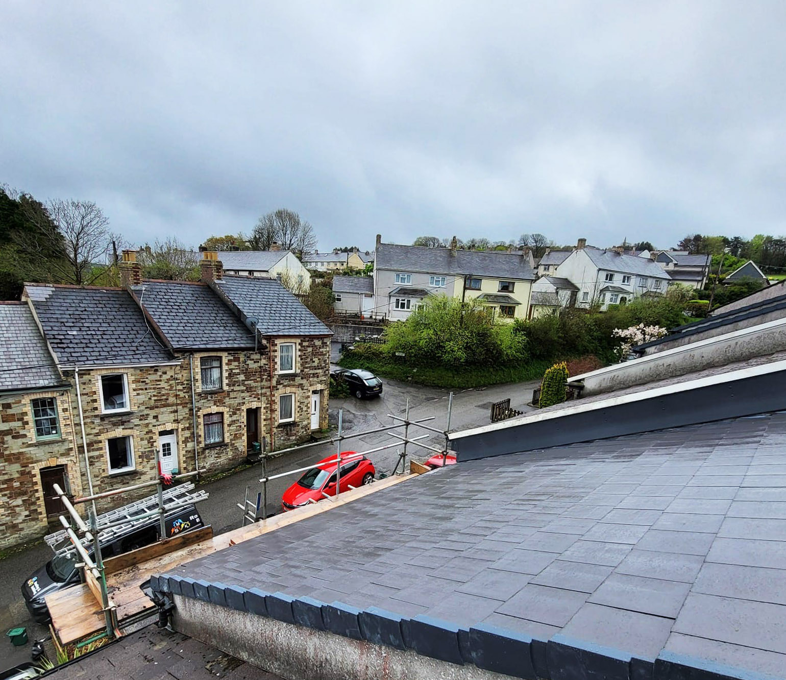 Choosing a Roofing Company in Cornwall | SMK Roofing & Building