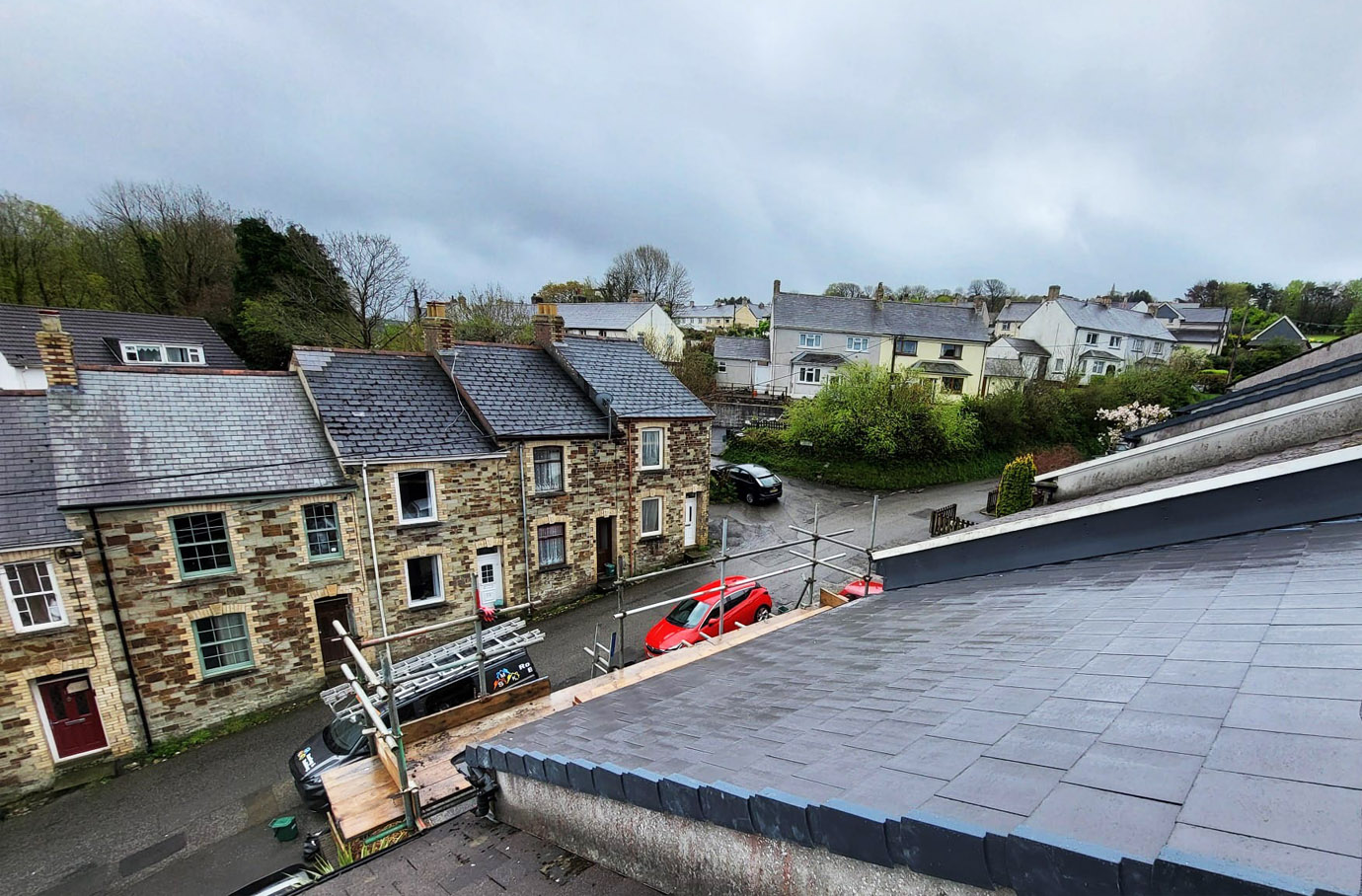 Choosing a Roofing Company in Cornwall | SMK Roofing & Building