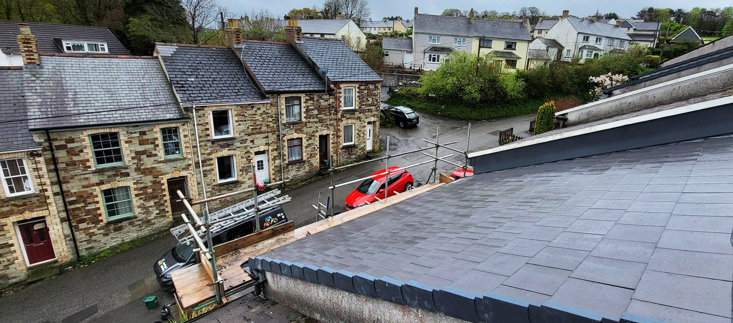 Choosing a Roofing Company in Cornwall | SMK Roofing & Building