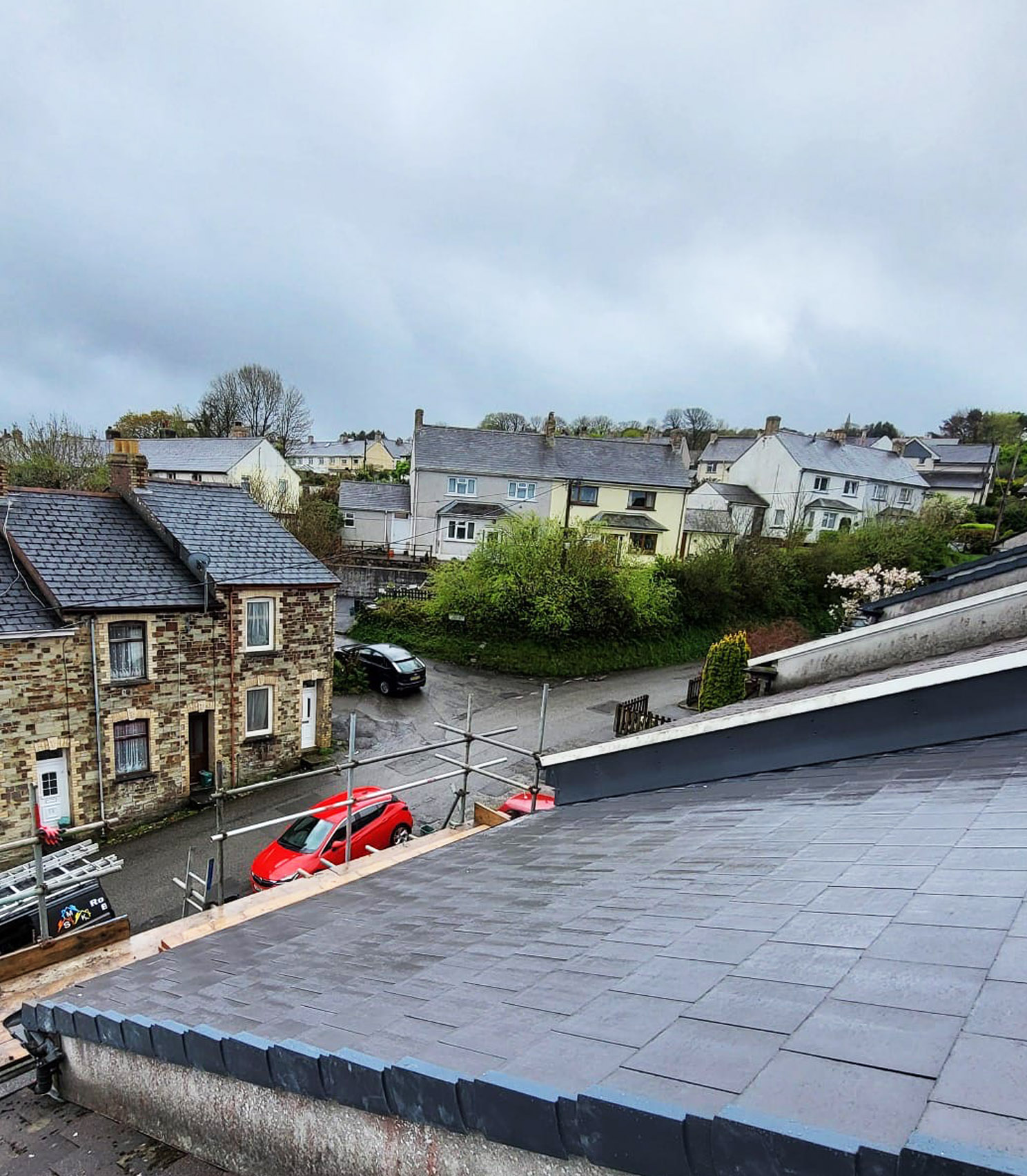 Choosing a Roofing Company in Cornwall | SMK Roofing & Building