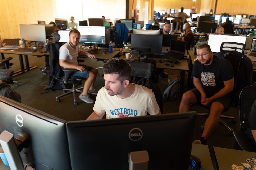 paid search management team working on campaigns - Paid search advertising agency