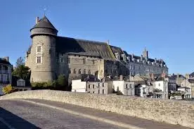 Vue de Laval - Agence Webflow Nemoya