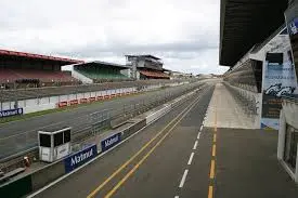 Vue du Mans - Agence Webflow Nemoya