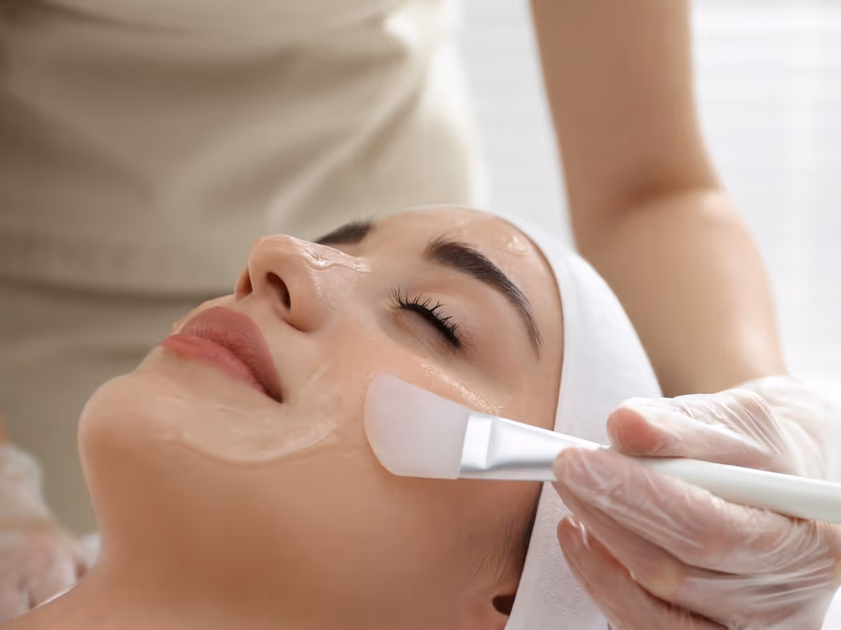 What Does a Chemical Peel Procedure Look Like?