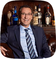 Portert van Mark de Witte die positieve review geeft over kaatenco na DeKuyper event