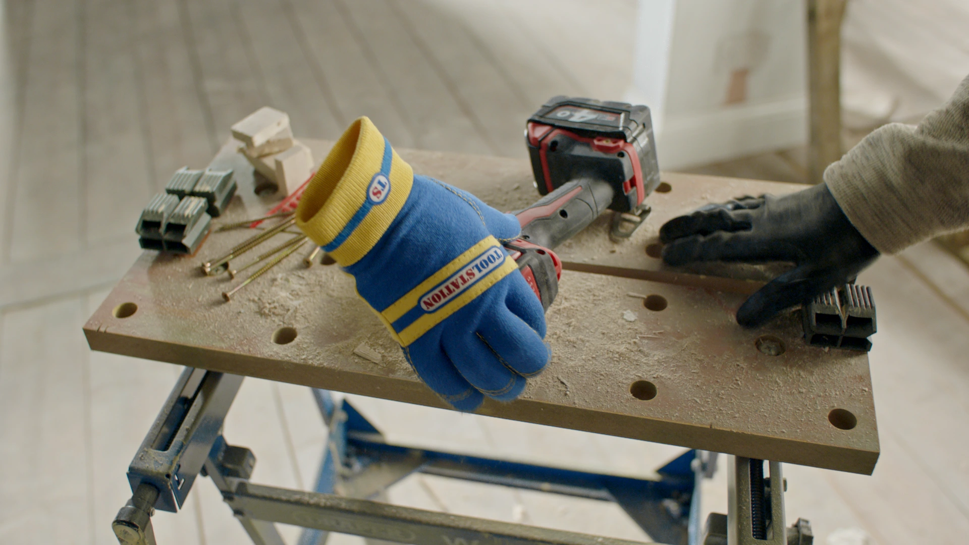 Toolstation 'Helping Hand' ad