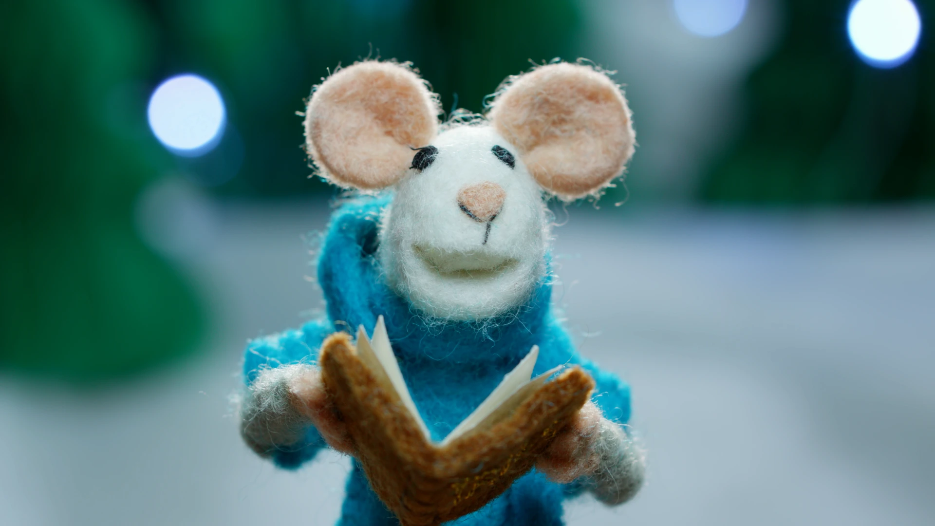 National Trust Christmas Retail Ad 2024 Mouse