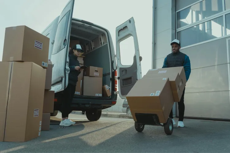 Man and a woman working for a delivery company