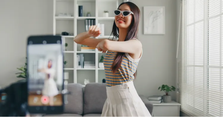 Girl dancing