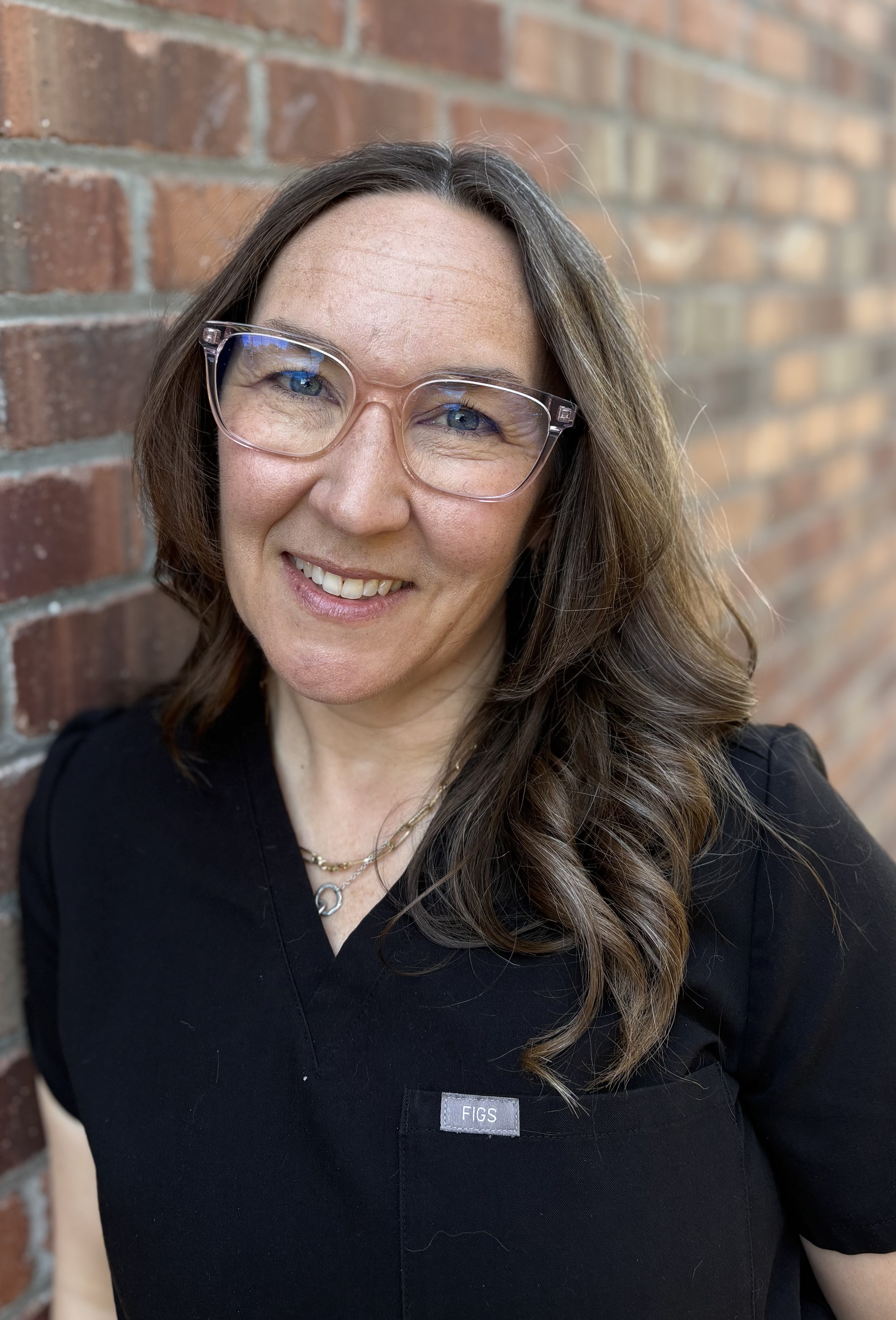 Dr. Tannis McCarthy – Veterinarian / Owner