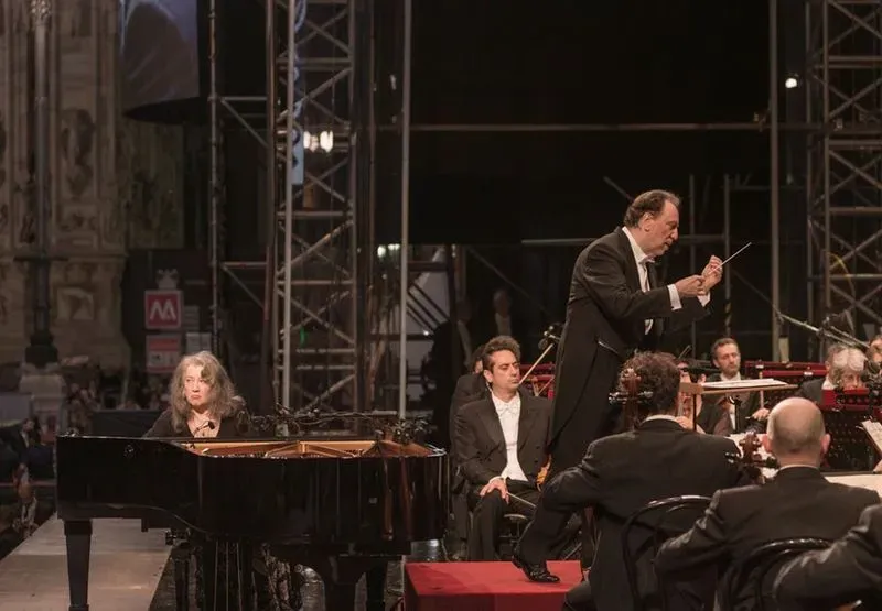 Stagione 15/16 Milano - Piazza del Duomo - Dir.Chailly [argerich] 12 giugno