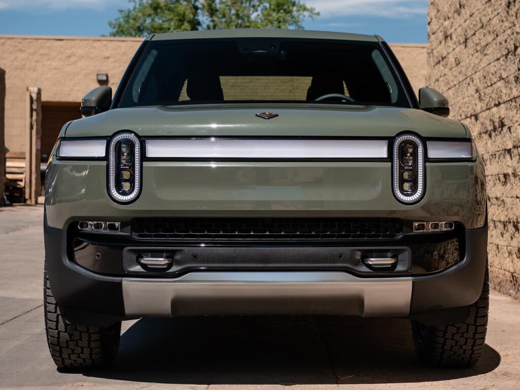 Rivian R1T windshield window tint and clear bra