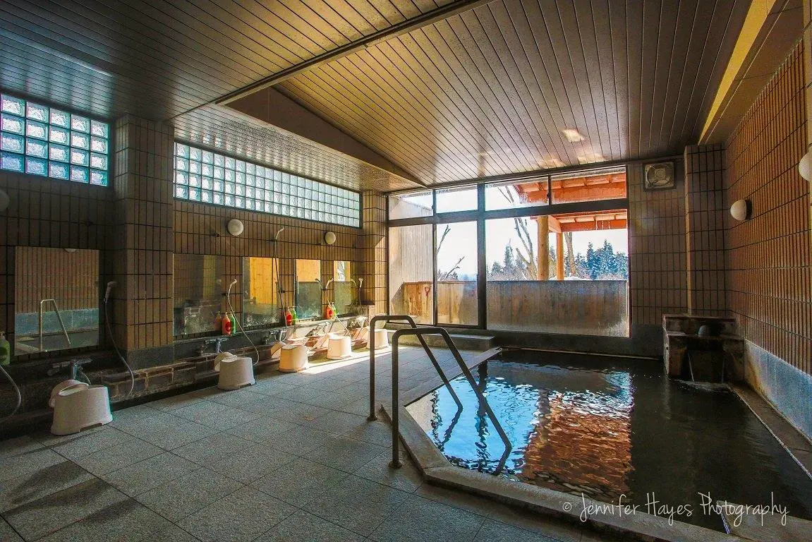 Indoor outdoor onsen in Myoko