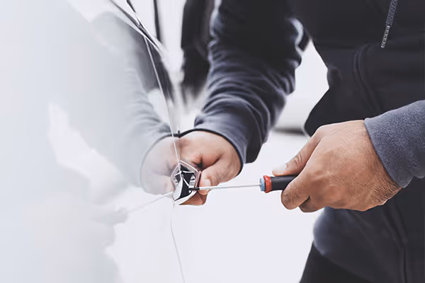 Verschiedene Materialien, die gelasert werden können