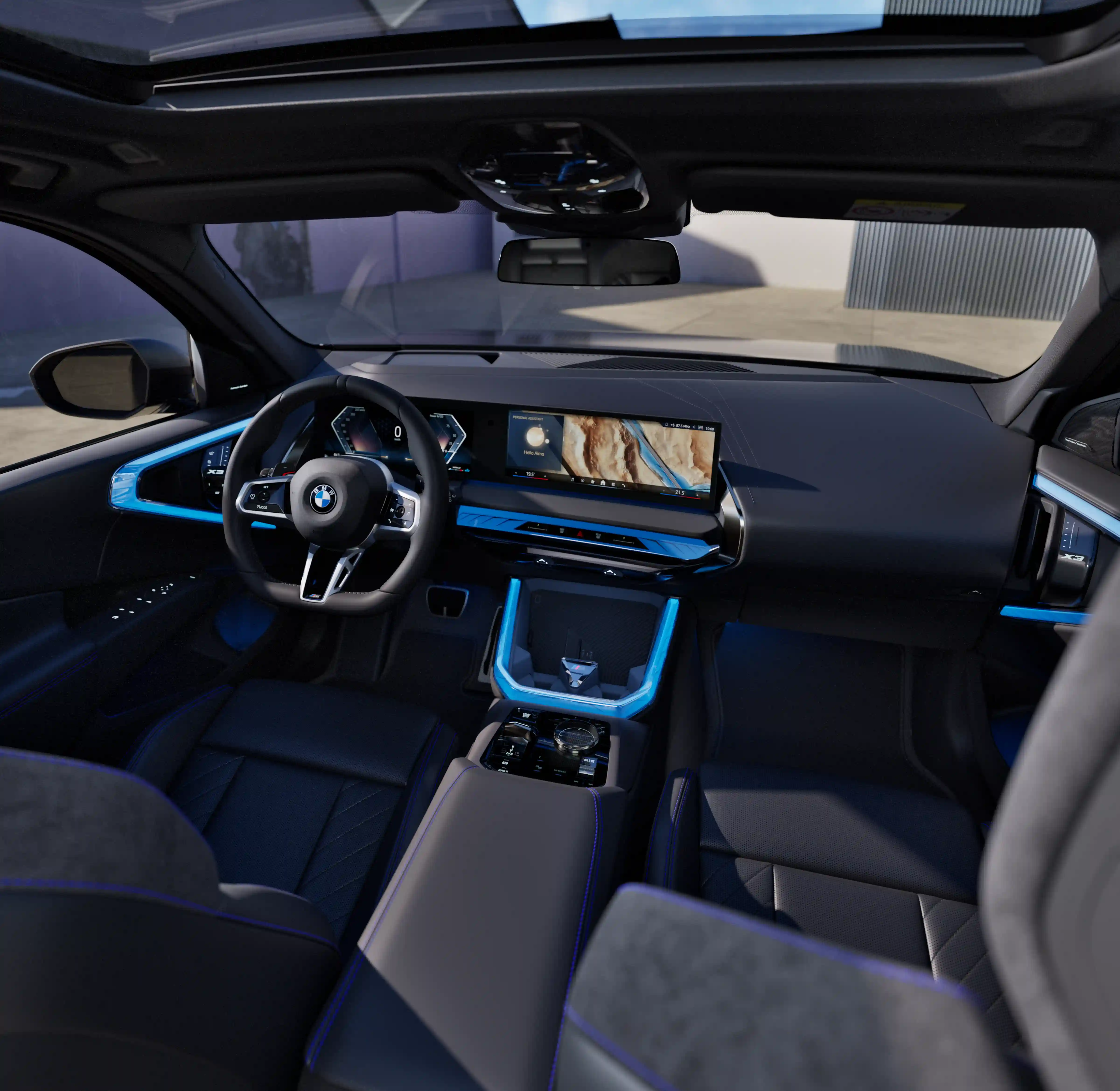 Innenraum des BMW X3 mit BMW Curved Display und Sportlenkrad – persönliche Beratung bei MOTORHEIMAT in Kirchseeon und Oberhaching.