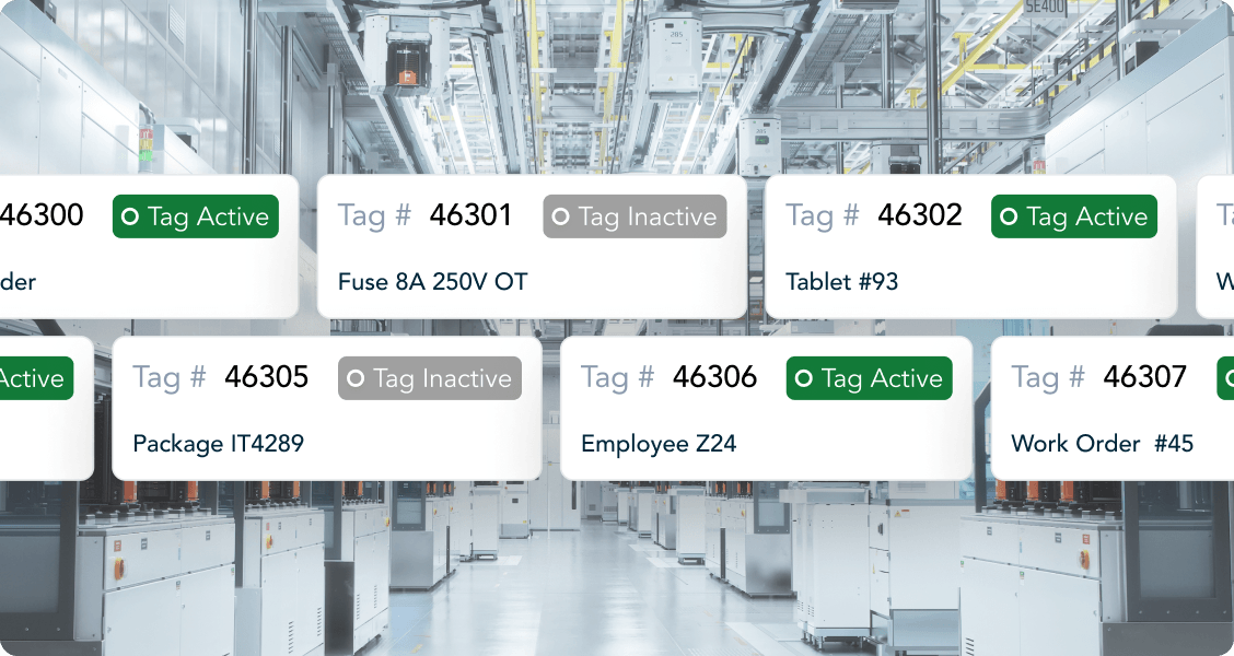 Industrial factory floor showing tracked tools and work objects with status information.