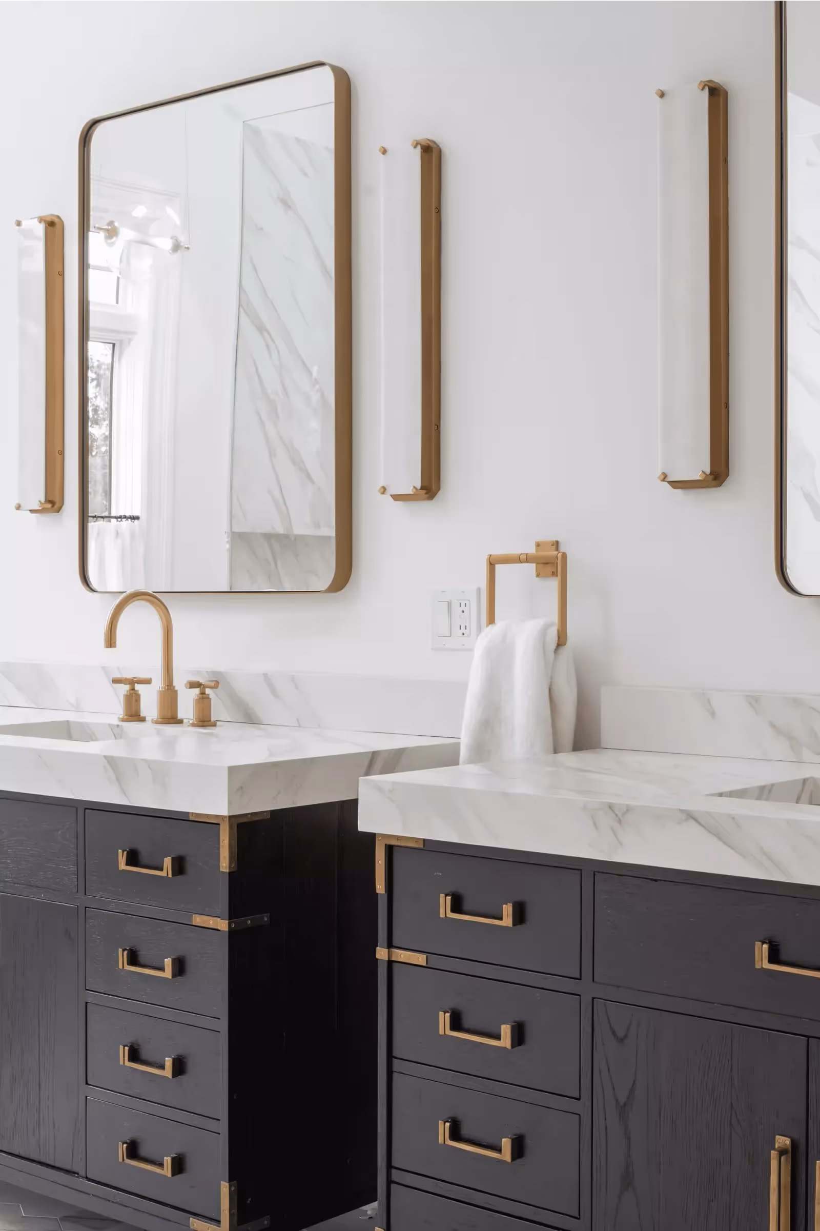 Neolith Bathroom Vanity Top