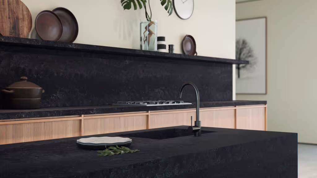 Caesarstone 5810 Black Tempal
