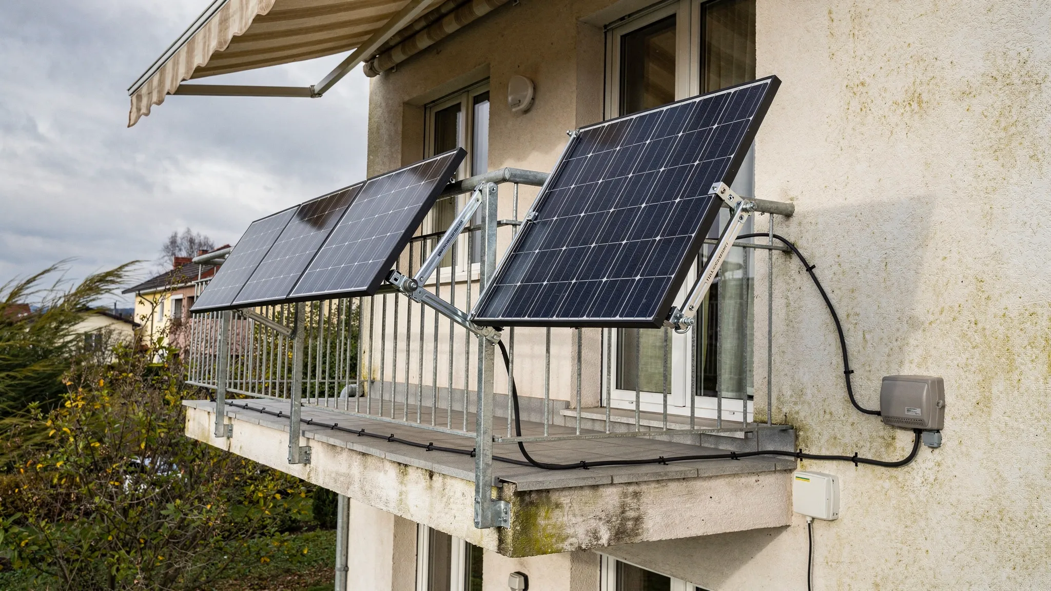 Balkon-Solaranlage: Was vor der Montage wichtig ist
