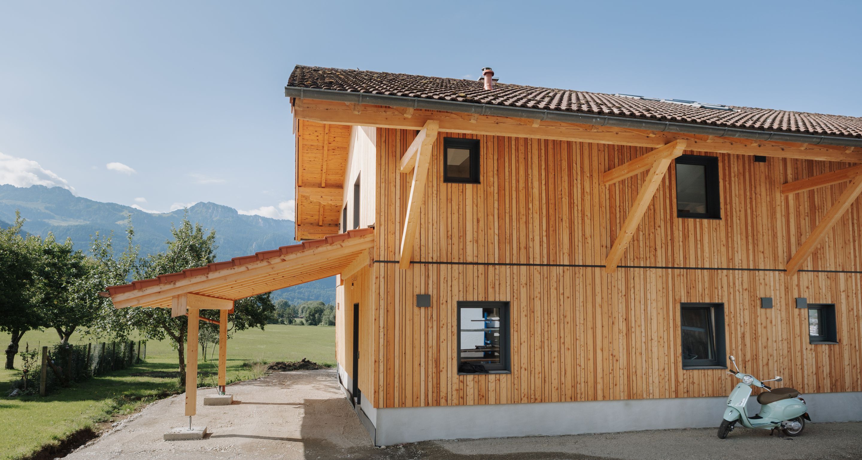 Foto von Einfamilienhaus, Fassadenverkleidung aus heimischer Lärche