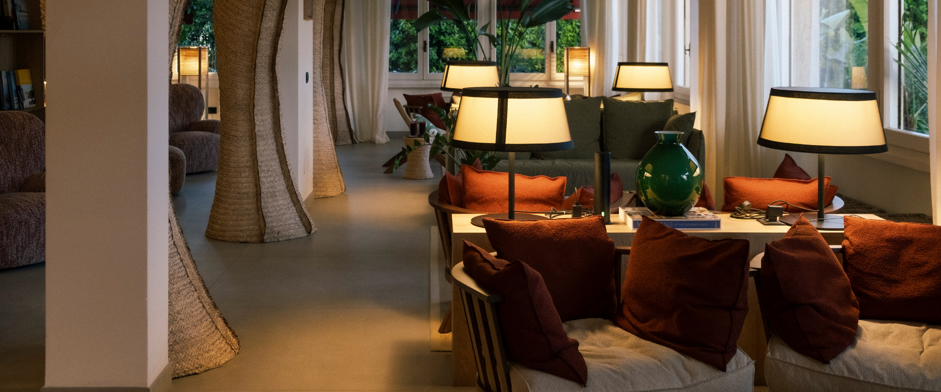 Cosy restaurant setup at La Serena Hotel