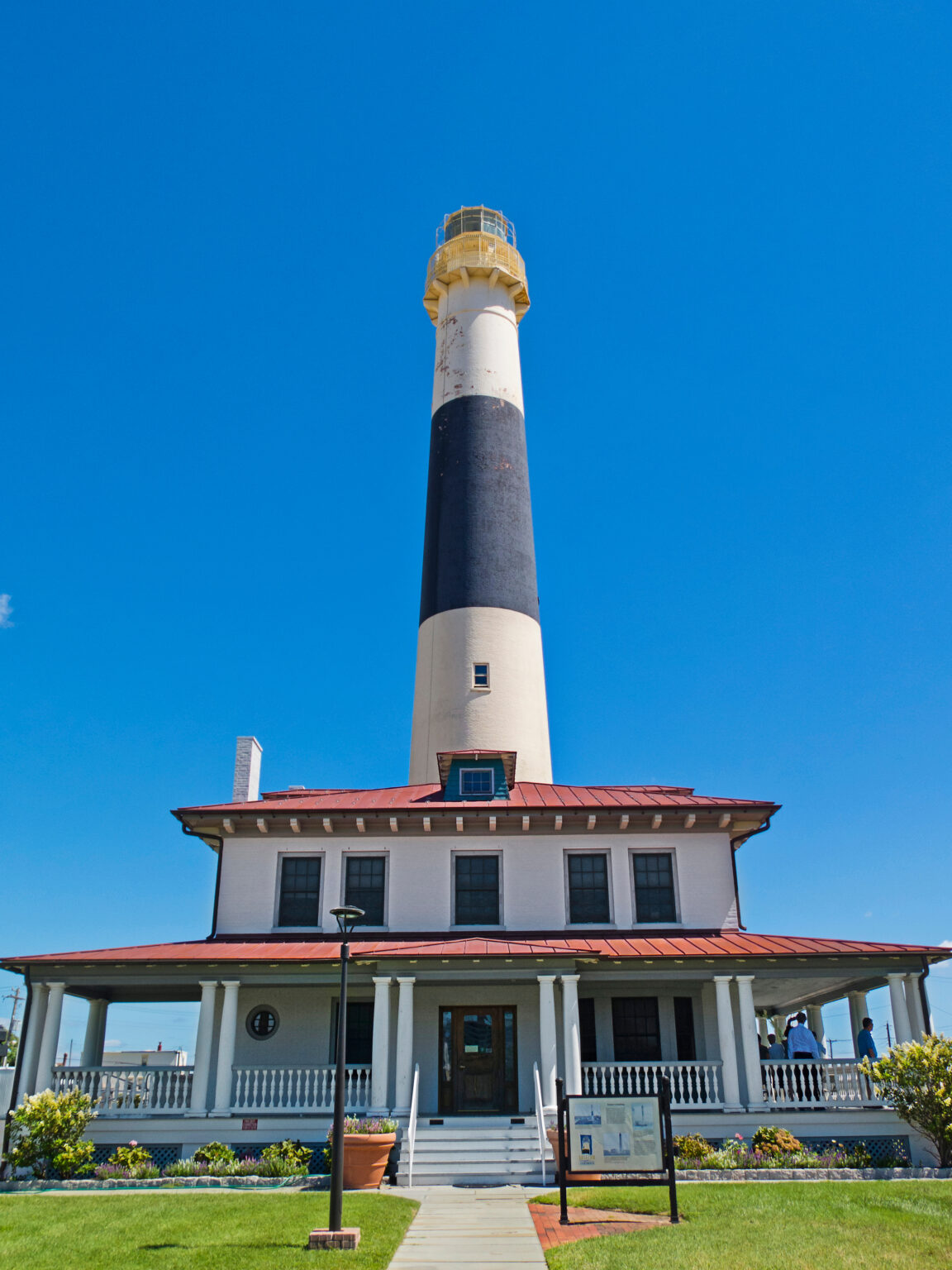 Climb to New Heights: Lighthouse Evening Tour in Atlantic City