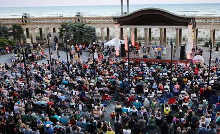 Mardi Gras AC on the Boardwalk Featured Dead Zep’s Melodic Tribute