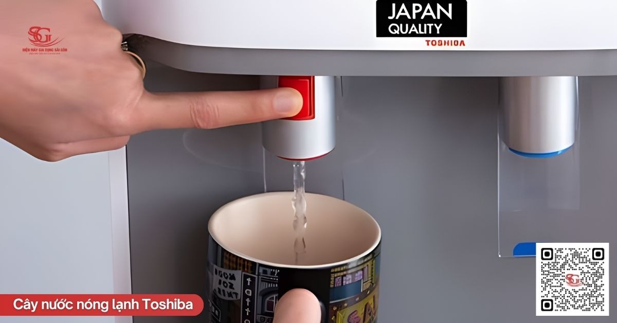 Tận hưởng tiện nghi với cây nước nóng lạnh Toshiba lắp đặt chuẩn