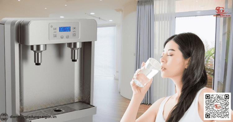 Cặn bẩn trong cây nước nóng lạnh có hại không?