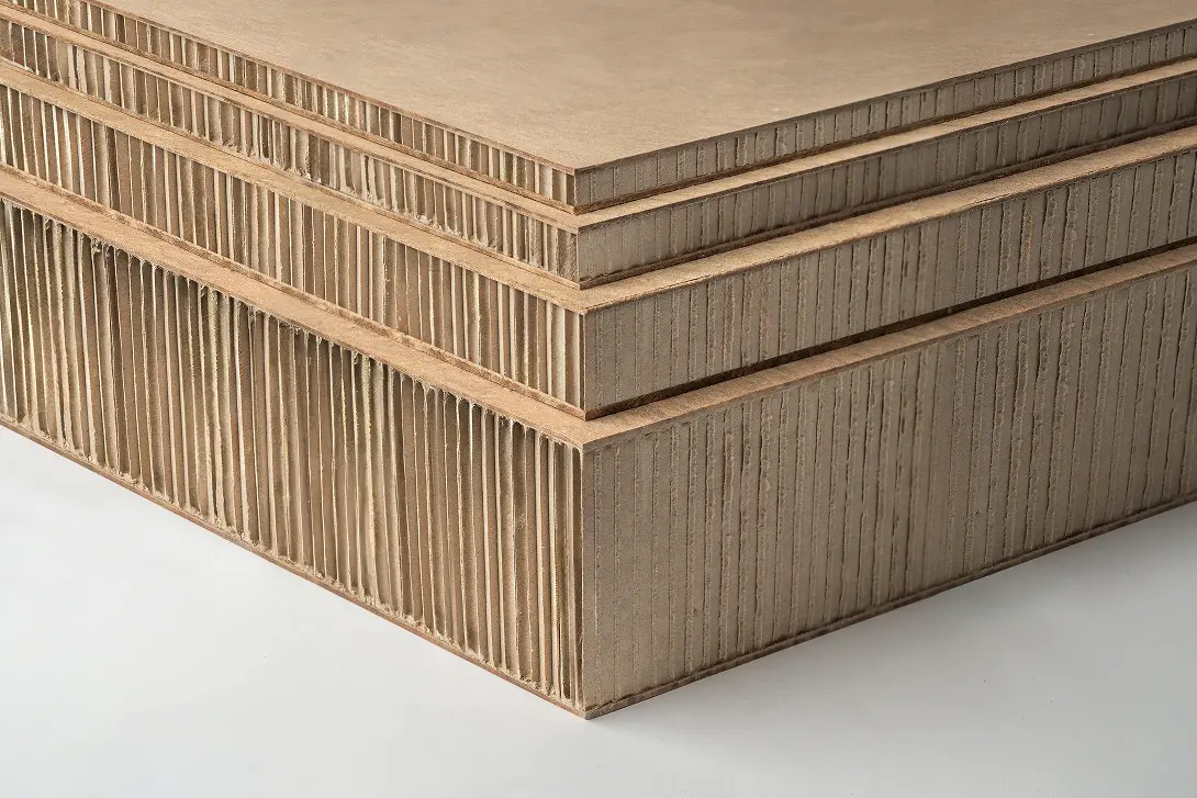 Duurzaam paneel met logo van SAM Panels erop