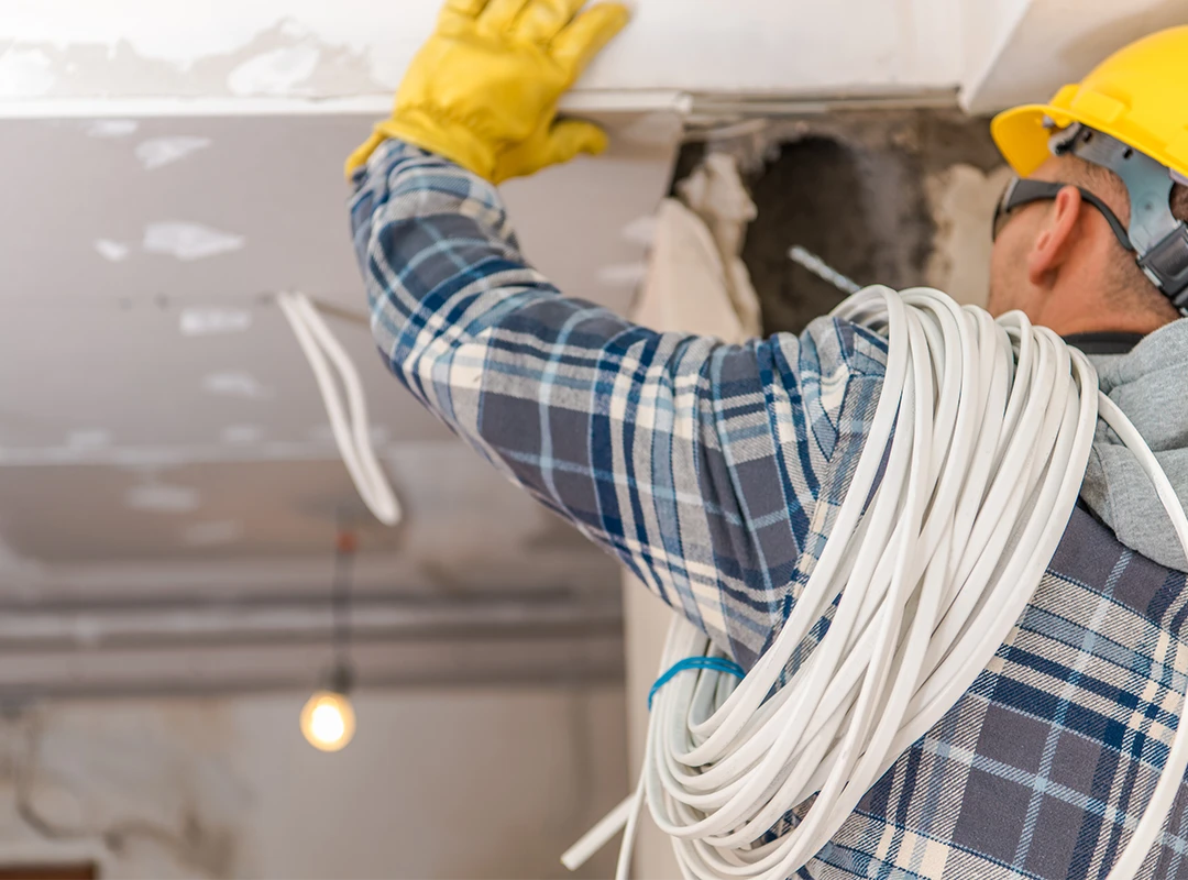 Angepasste Elektroinstallation in historischem Bonner Altbau
