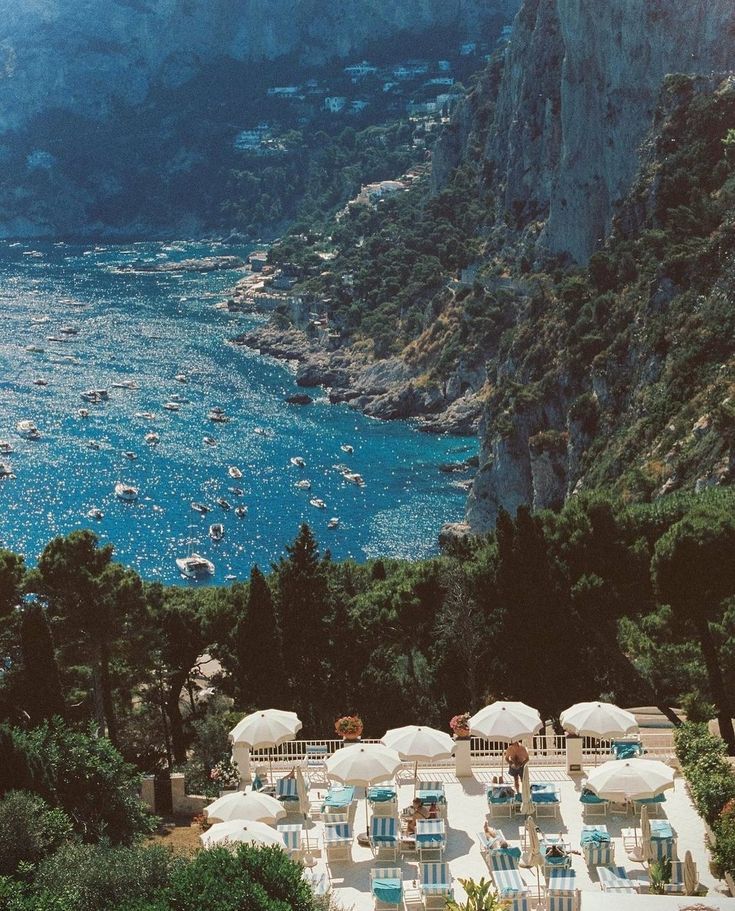 Contiene: playa menorca