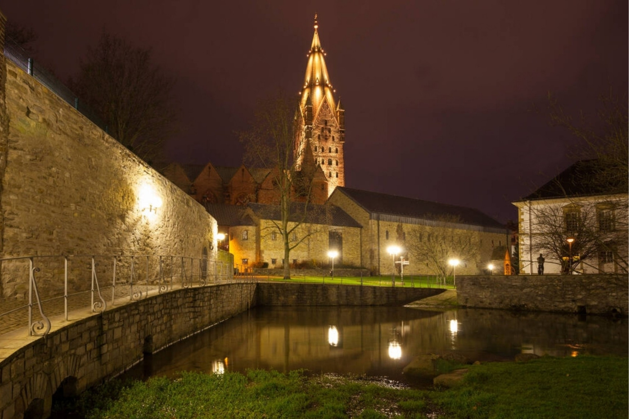 Nachtwächter-Tour durch Paderborn – historische Führung bei Kerzenschein