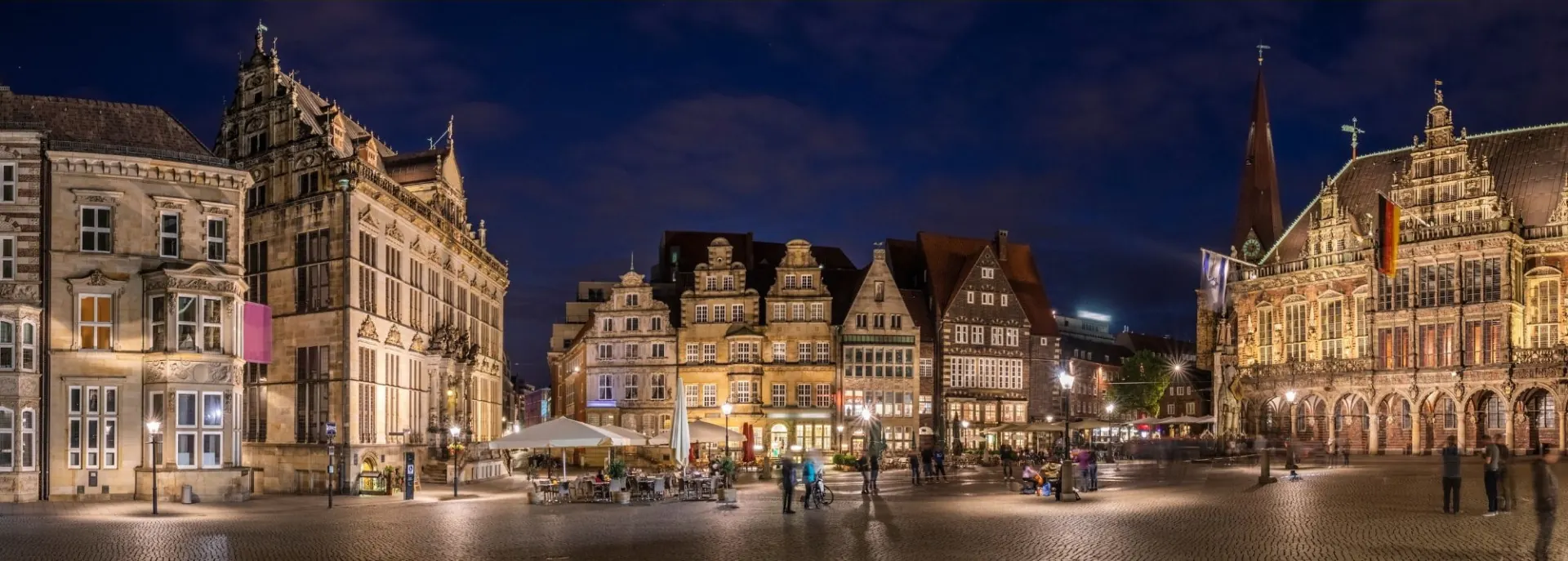 Bremer Marktplatz bei Nacht – Nachtwächter-Tour durch Bremen