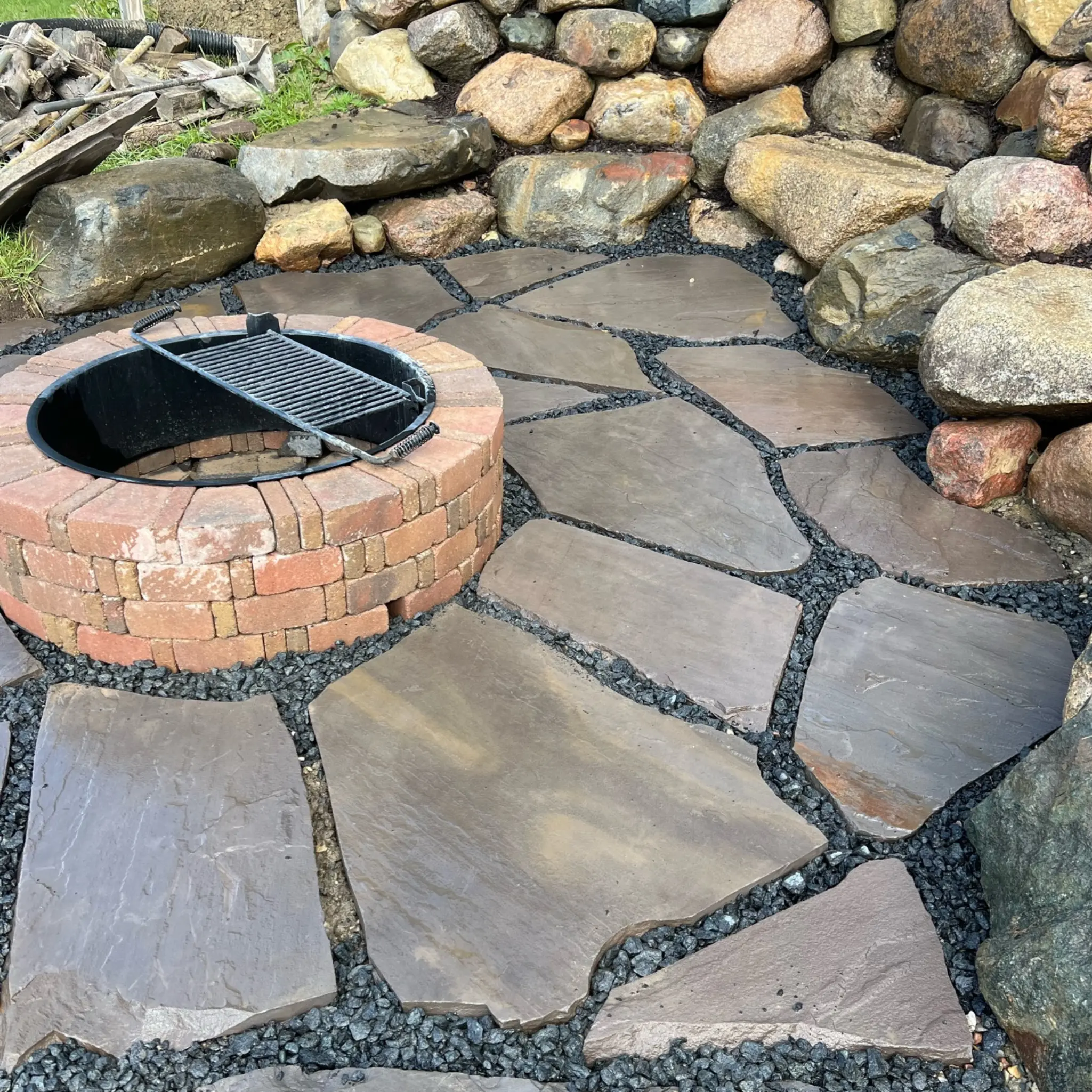 Fire Pits & Outdoor Hearth Spaces