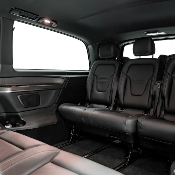 Executive Mercedes V Class Chauffeur Hire for Corporate & Business Meetings