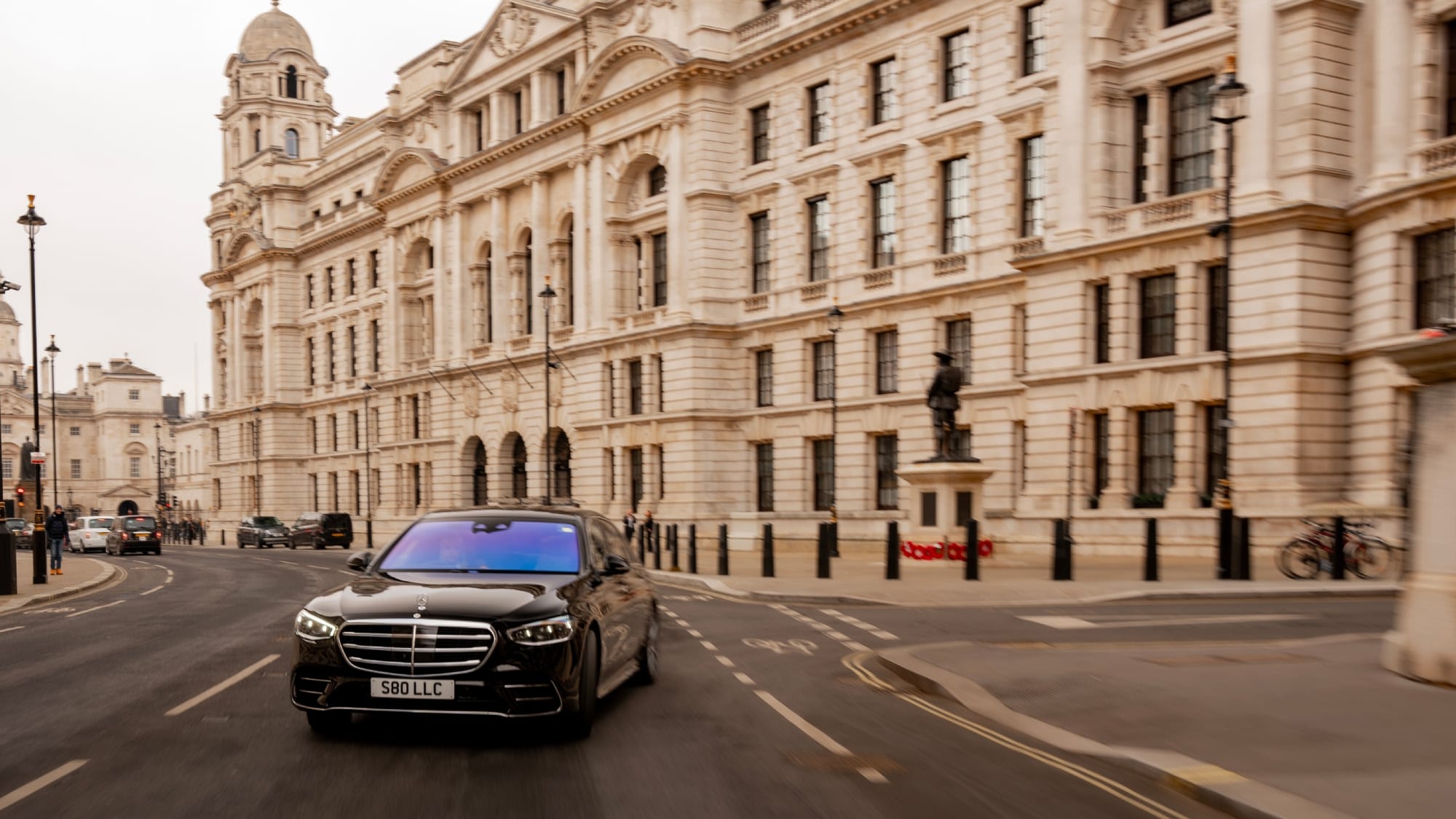 Luxury Chauffeur Hire for Shopping Trips in a Mercedes S Class – London & UK