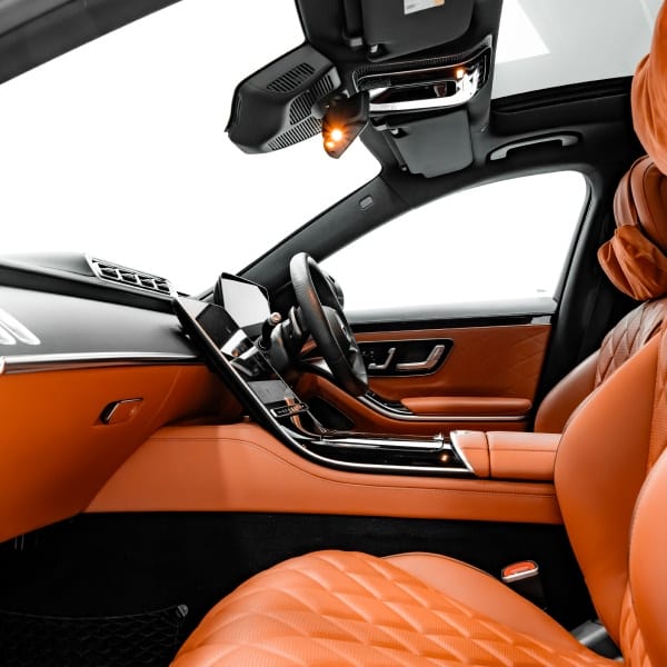 Luxury Mercedes S Class Chauffeur Hire for Private Tours in London & the UK