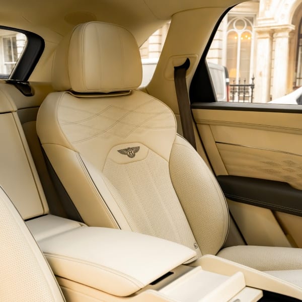 Bentley Bentayga Chauffeur for Luxury Private Tours Across the UK