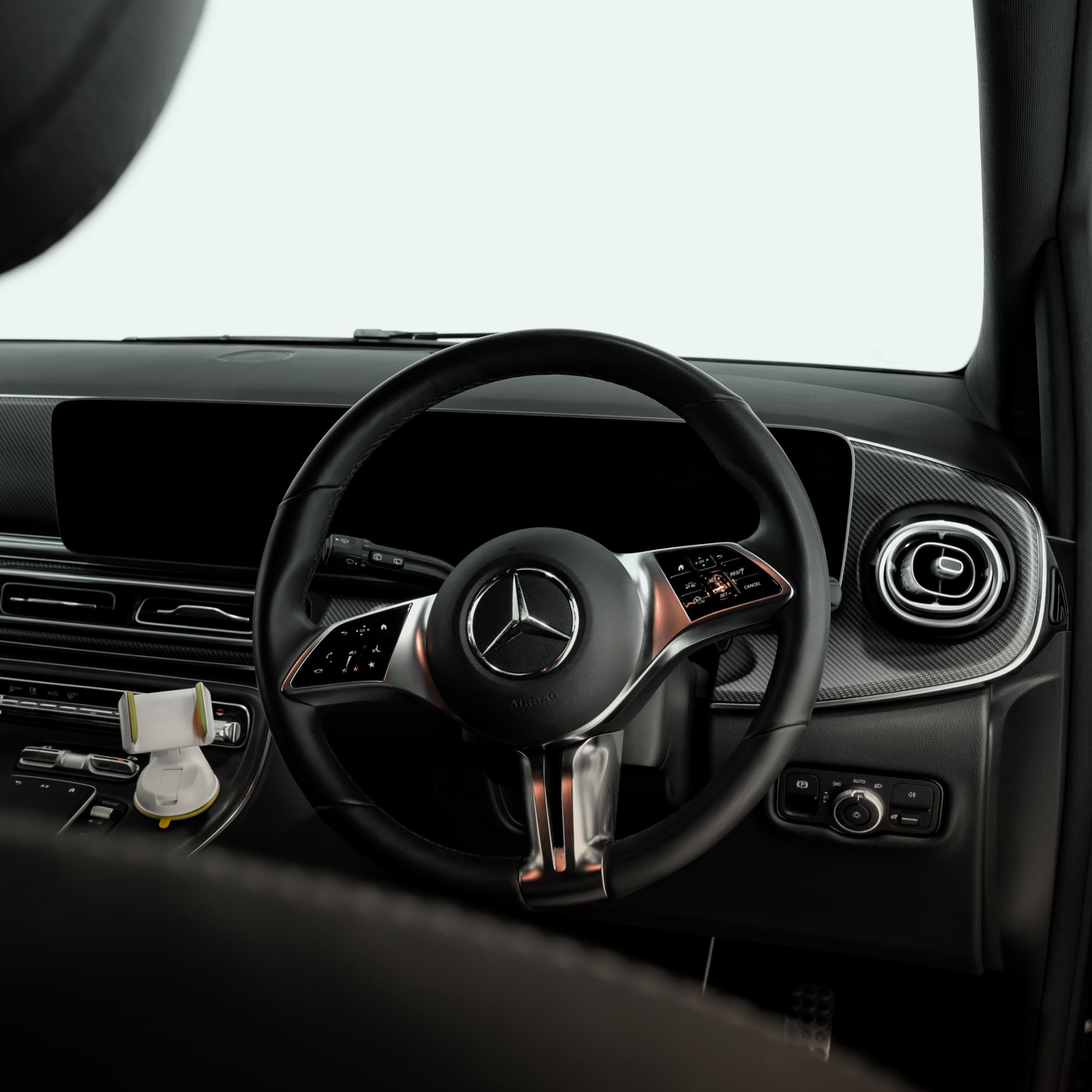 Luxury Mercedes V Class Chauffeur for Wedding Guests & Bridal Party Transport