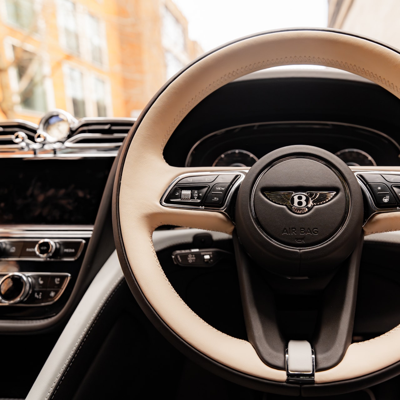 Exclusive Bentley Bentayga Chauffeur Hire for VIPs & Corporate Clients