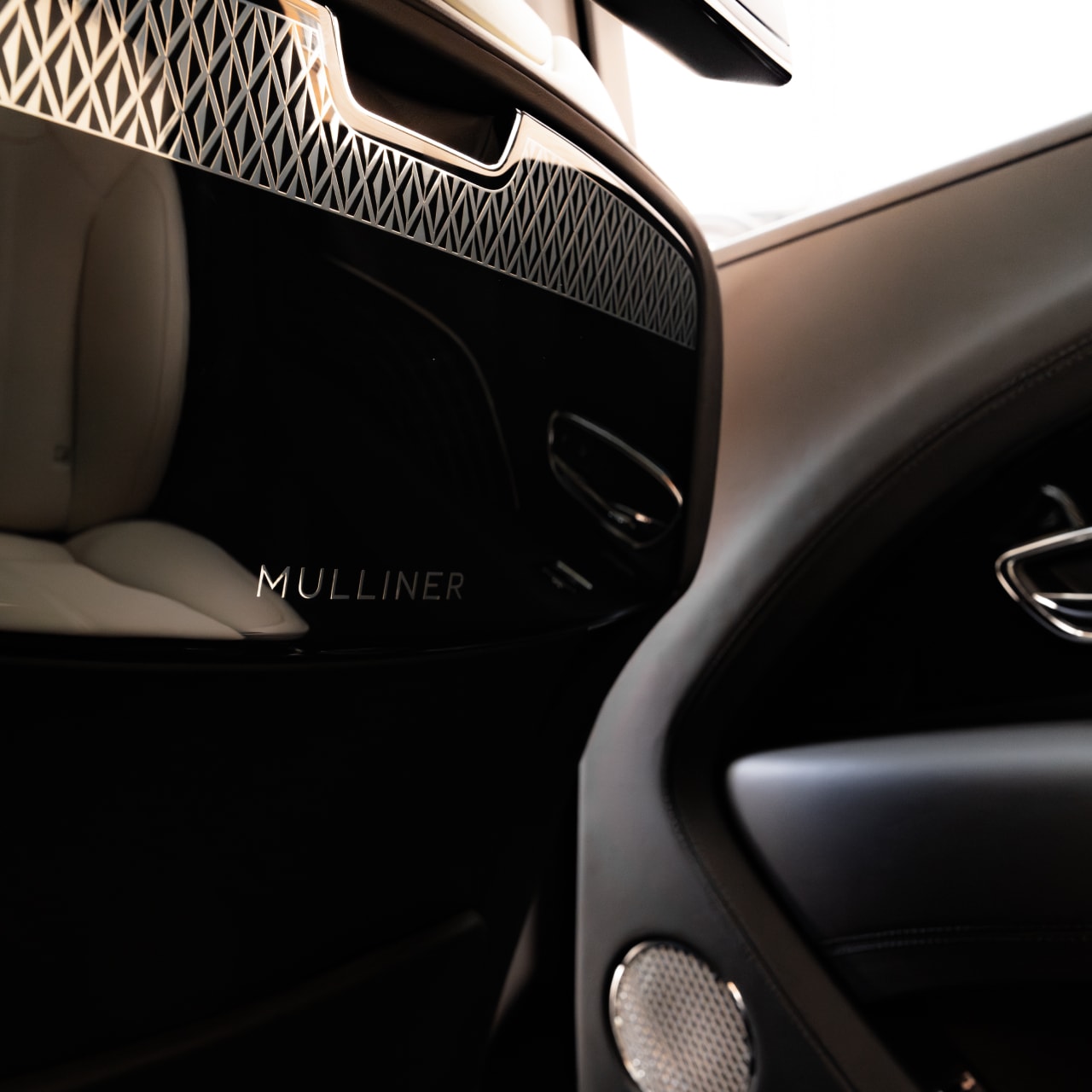 Luxury Bentley Bentayga Chauffeur Hire in London for Business & Leisure