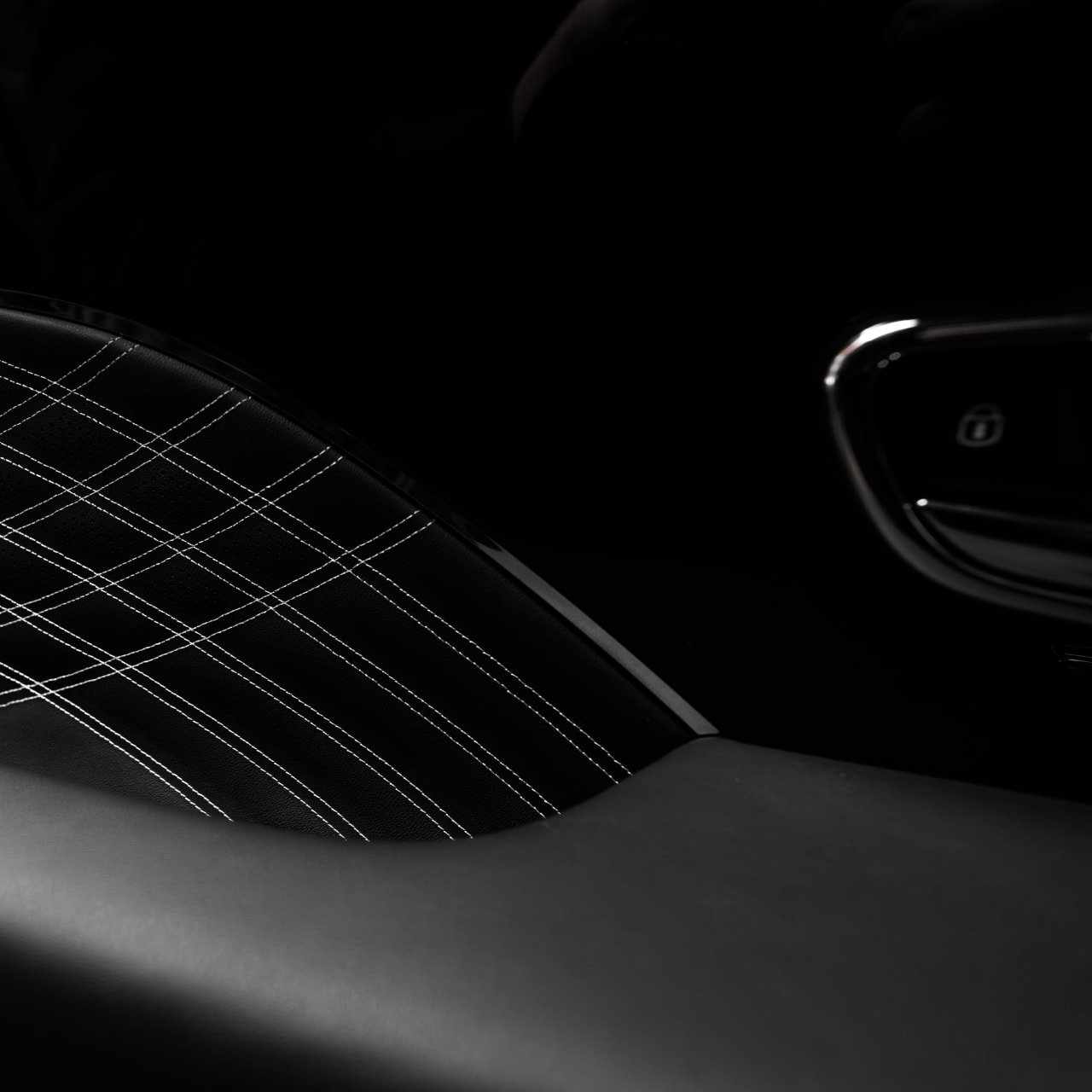 Bentley Bentayga Chauffeur – Luxury SUV for Business & Private Hire