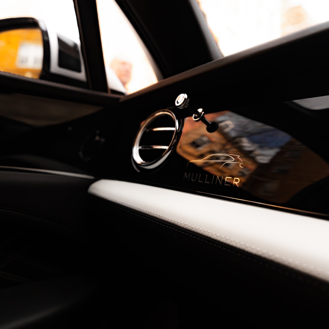 Bentley Bentayga Chauffeur for Luxury Private Tours Across the UK