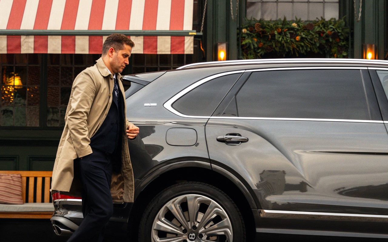 Luxury SUV for corporate and business chauffeur travel in London