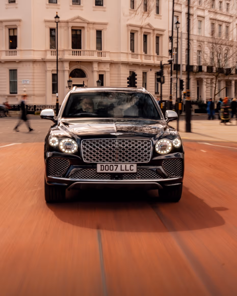 Luxury Bentley Bentayga Chauffeur for Wimbledon, Royal Ascot & Football Matches