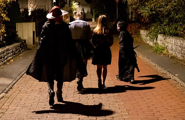 teenagers dressed up on Halloween