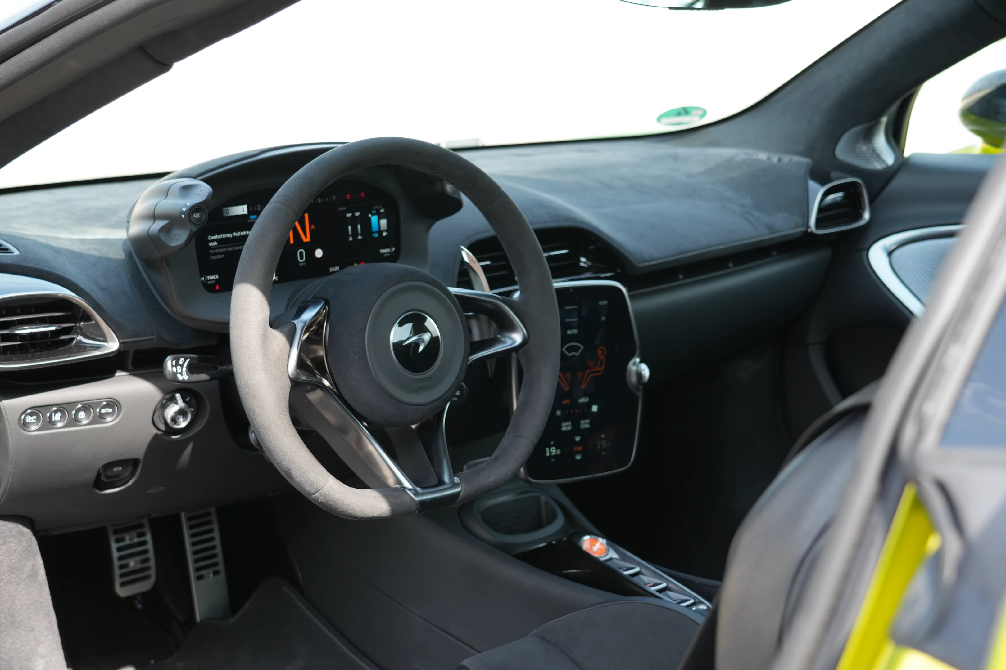 Experience next-generation supercar thrills with the McLaren Artura Spider from Leader Rentals. This open-top hybrid masterpiece delivers 680 hp from its twin-turbo V6 and electric motor, rocketing from 0–100 km/h in just 3.0 seconds. With lightning-fast handling, a retractable hardtop, and cutting-edge design, it offers the perfect blend of performance, efficiency, and open-air exhilaration for unforgettable drives across Europe.